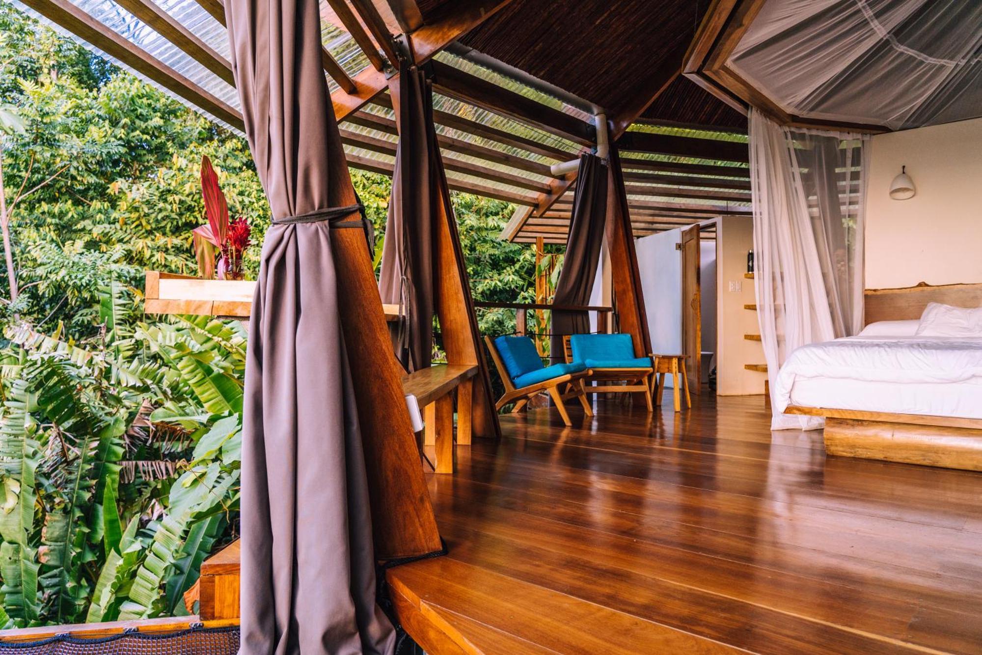 La Loma Jungle Lodge And Chocolate Farm โบกัสทาวน์ ภายนอก รูปภาพ